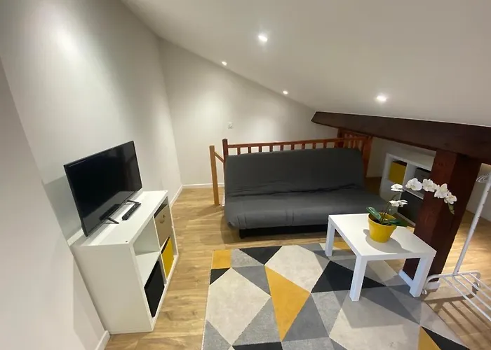 Studio Renove Proche Palais Des Sports